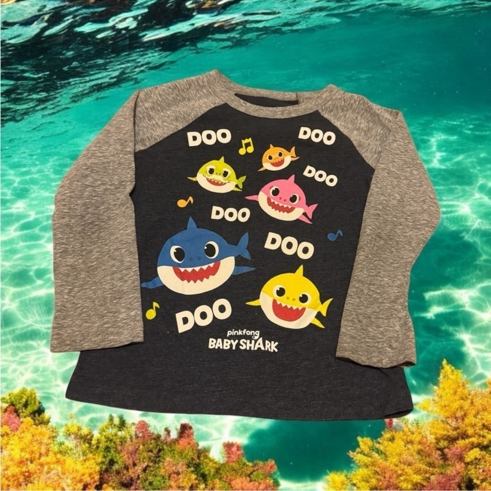 Pinkfong Boys' Baby Shark long Sleeve T-Shirt